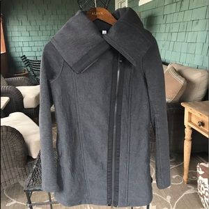 Lululemon Charcoal Grey Asymmetrical Coat. Size 4